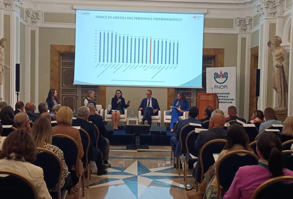 Un momento della presentazione del rapporto Fnopi
